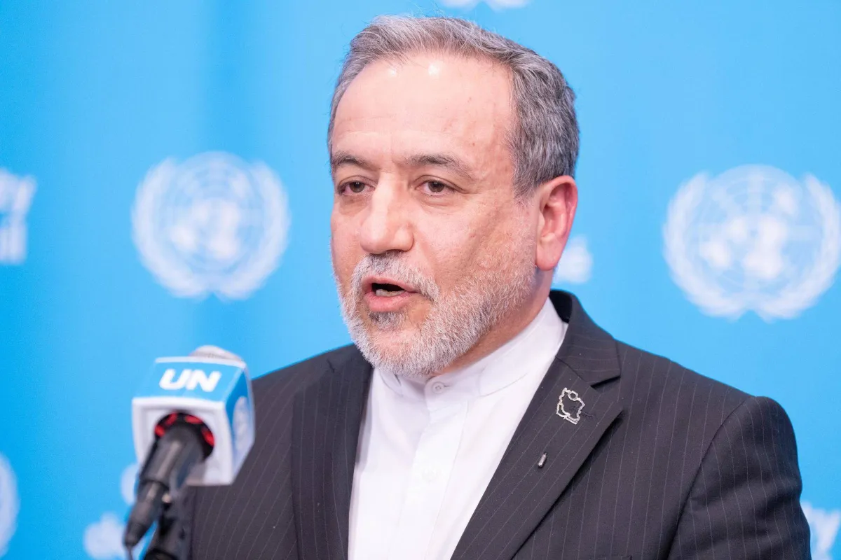 طهران تلوح بضرب البنى التحتية وتنتظر ردا امريكيا بشان مضيق هرمز