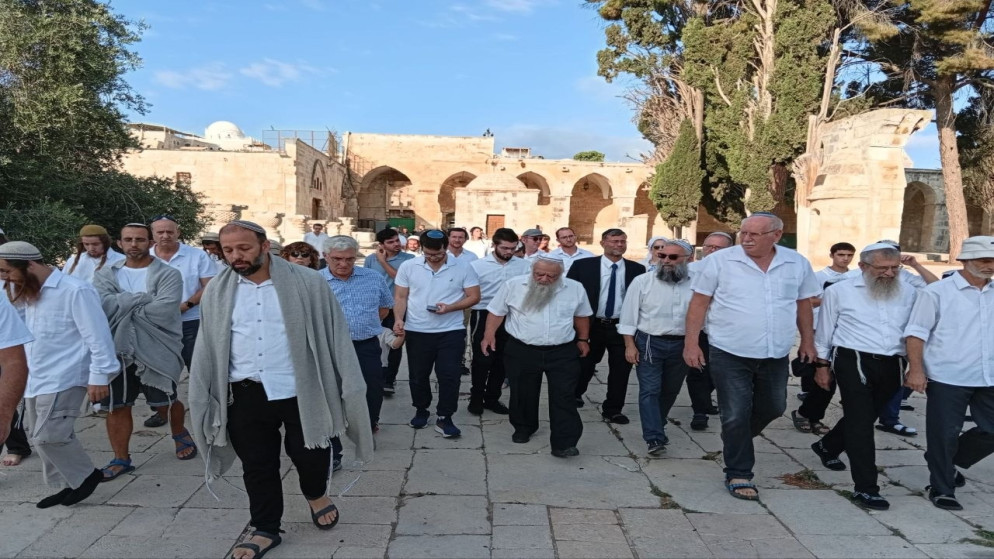 توتر متصاعد في القدس مع تواصل اقتحامات المستوطنين للمسجد الاقصى