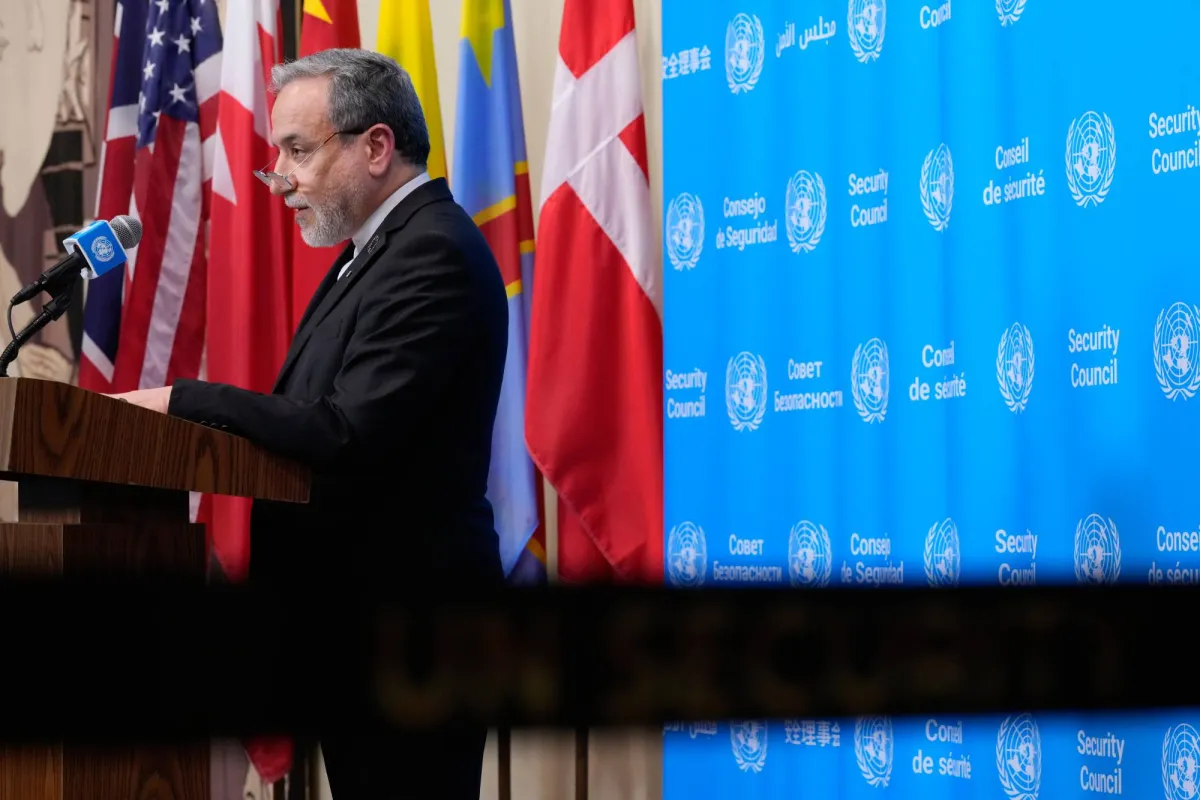 طهران تكشف كواليس مغادرة وفدها نيويورك وتفند مزاعم الطرد الامريكي