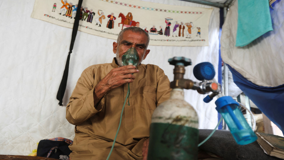 انهيار المنظومة المخبرية في غزة يضع حياة الاف المرضى على المحك