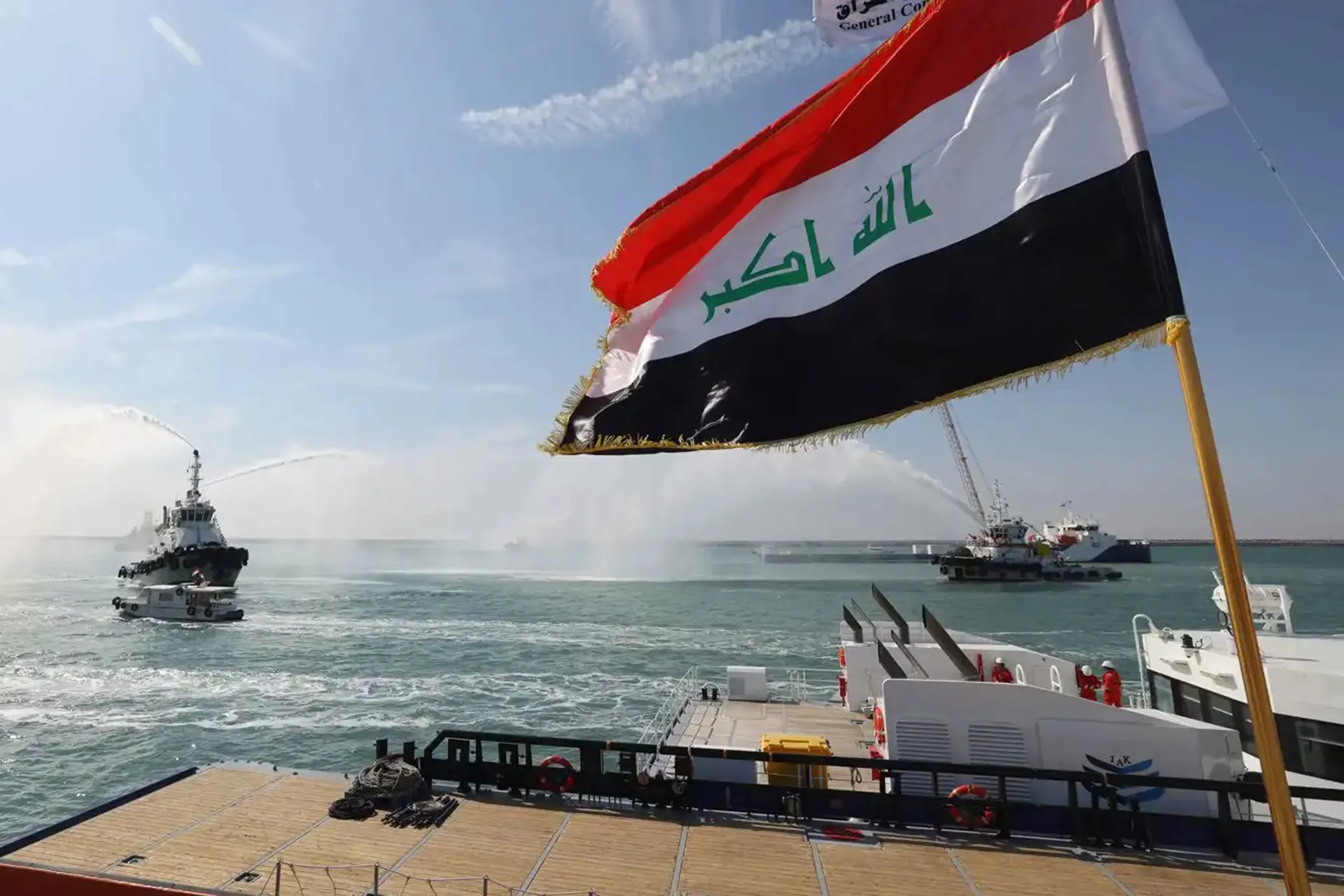 تحول استراتيجي في تصدير النفط العراقي عبر ناقلات عملاقة خارج هرمز