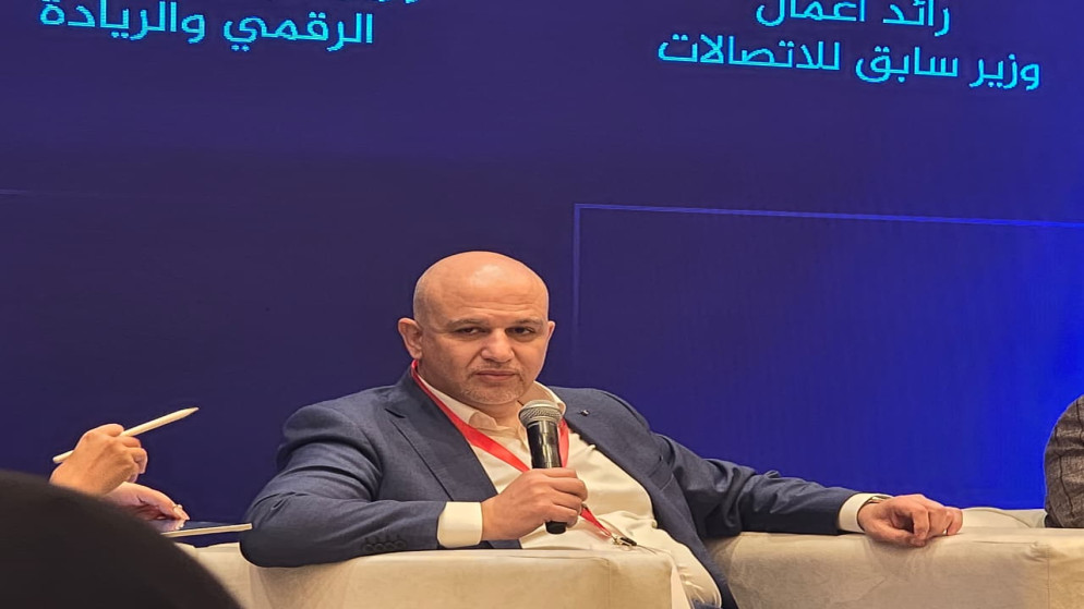 ثورة التحول الرقمي تنهي عصر المعاملات الورقية وتفتح افاق المستقبل