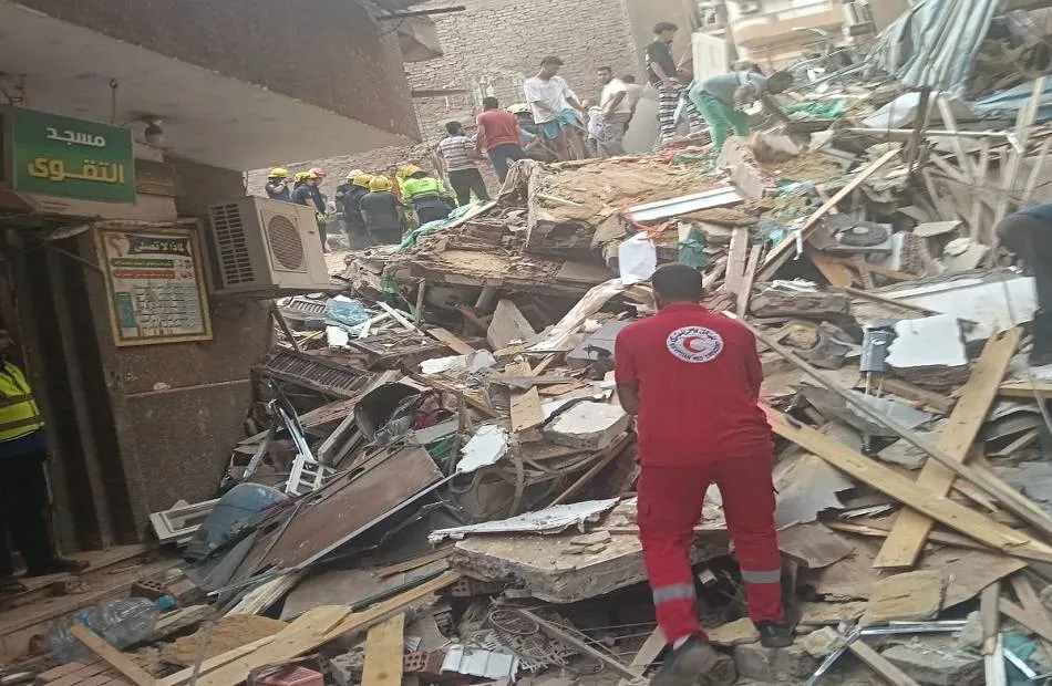 فاجعة في حدائق القبة انهيار عقار سكني يودي بحياة اربعة اشخاص