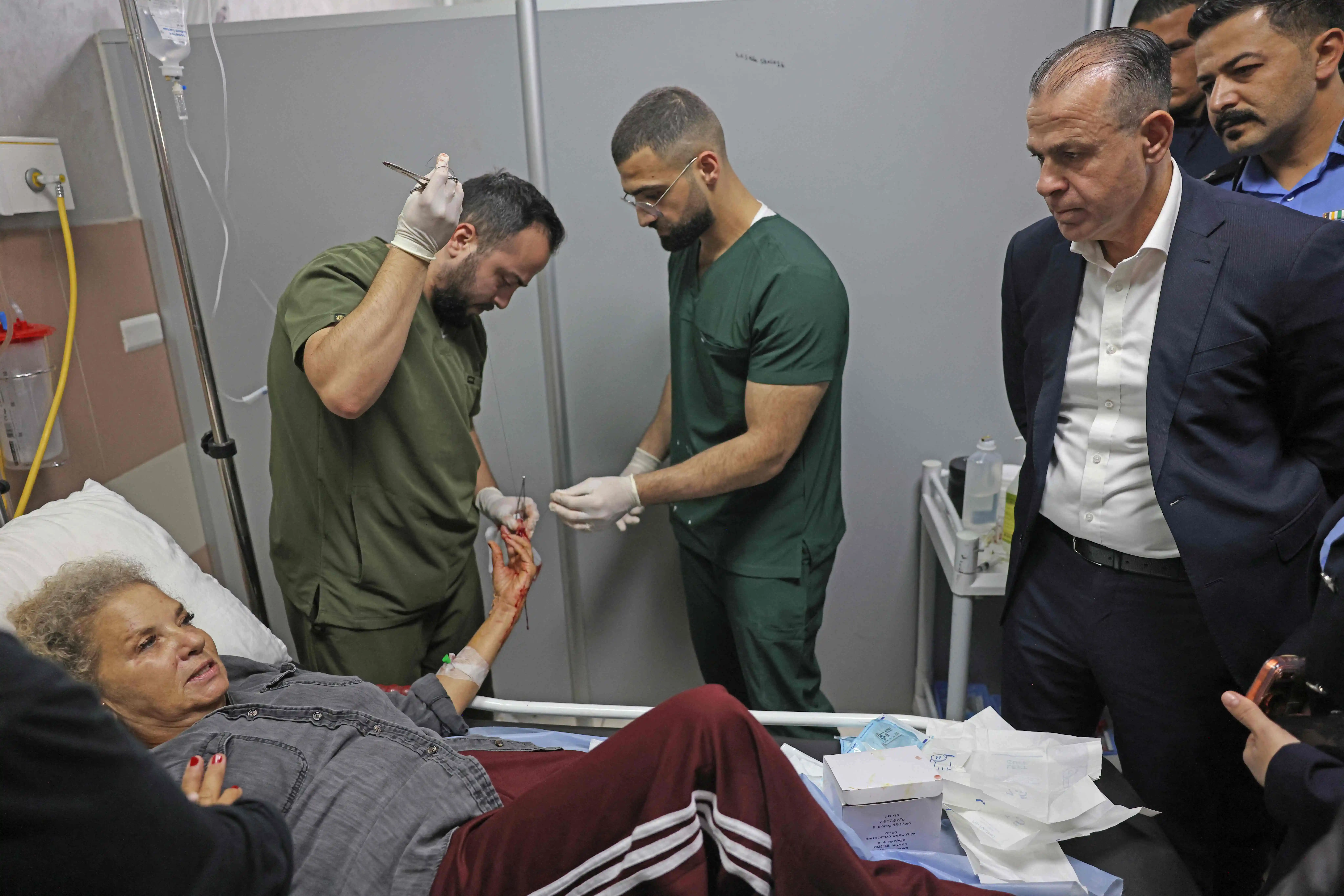 تفاصيل صادمة لاعتداء وحشي على مصورة واشنطن بوست في رام الله