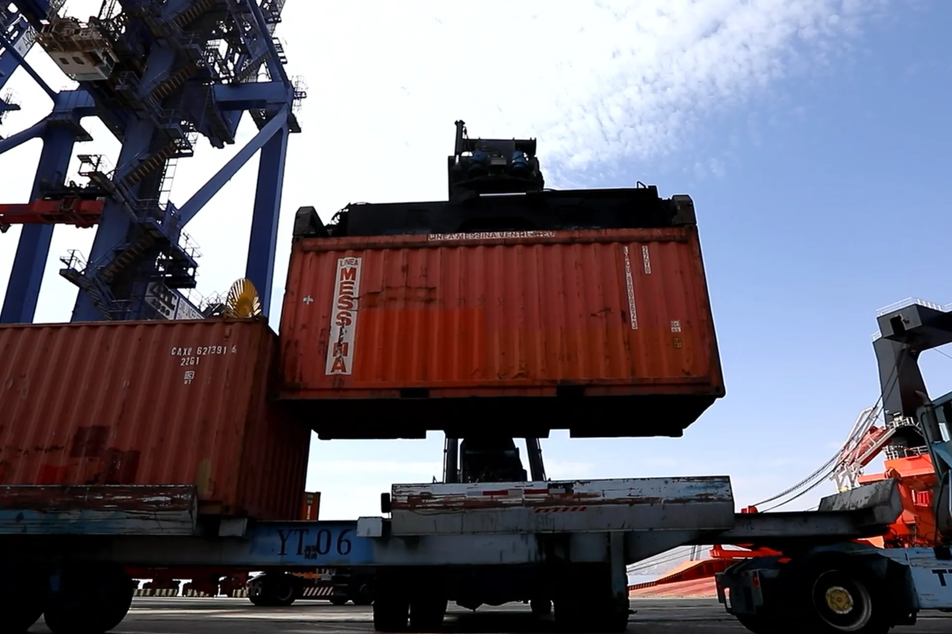 طفرة تجارية في موانئ العقبة ونمو قياسي في حركة البضائع والترانزيت