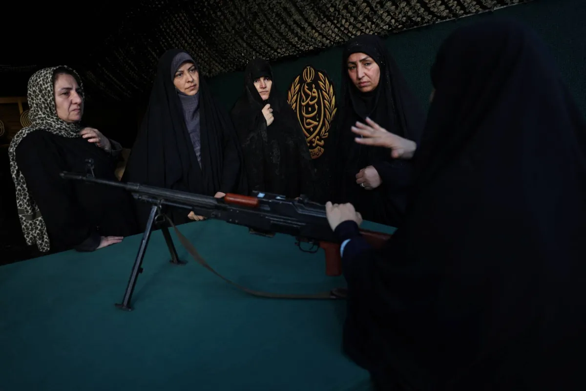 استراتيجية طهران السرية لافشال ترمب انتخابيا عبر تجميد مفاوضات هرمز