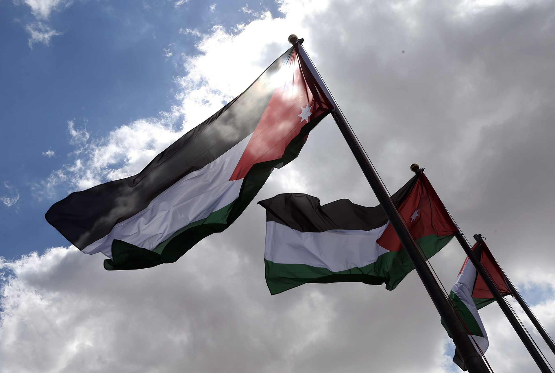 موجة ادانة عربية واسعة للهجوم الارهابي في الاردن