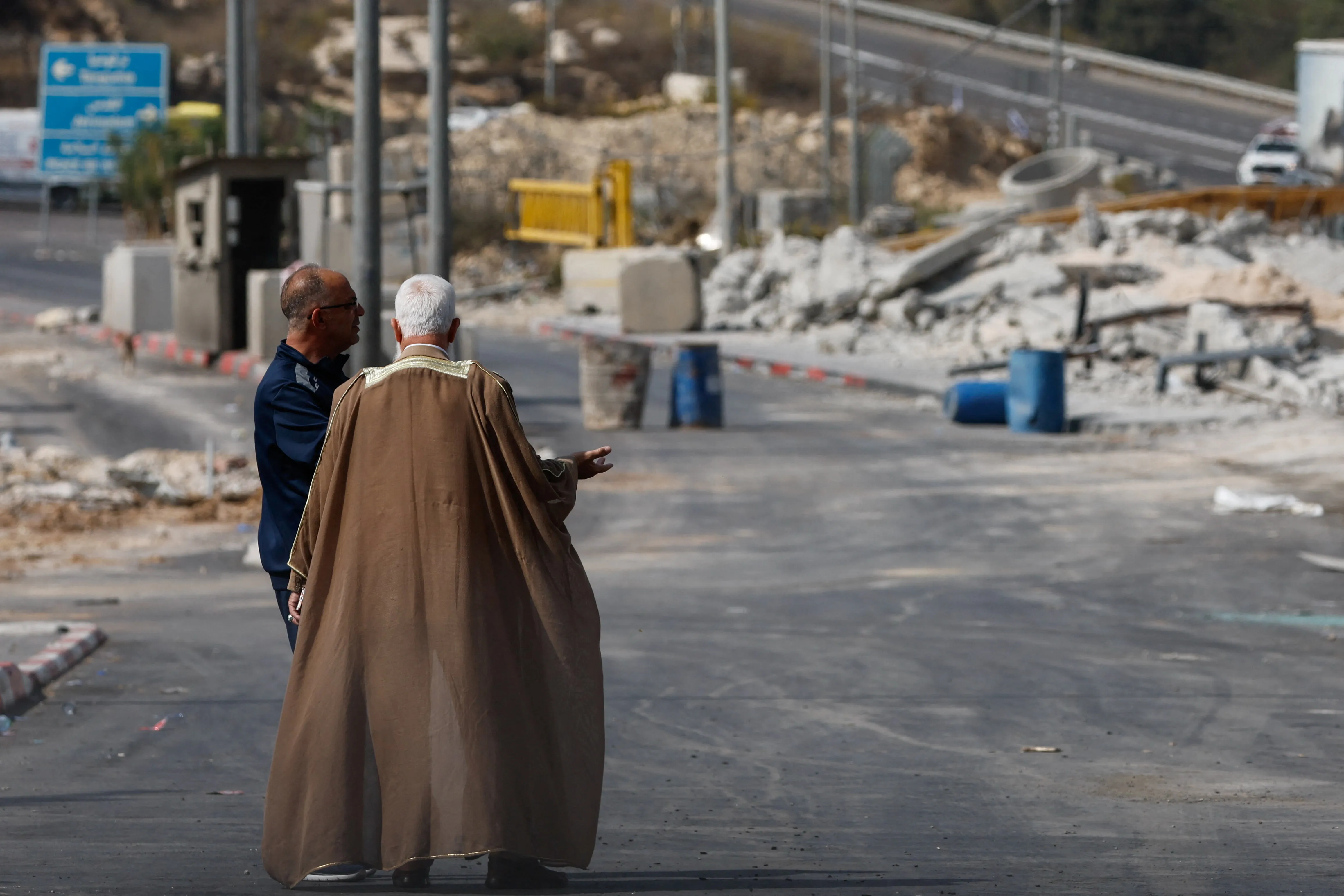 مشاهد النكبة تتجدد في الخليل ومخاوف من تهجير قسري للعائلات الفلسطينية