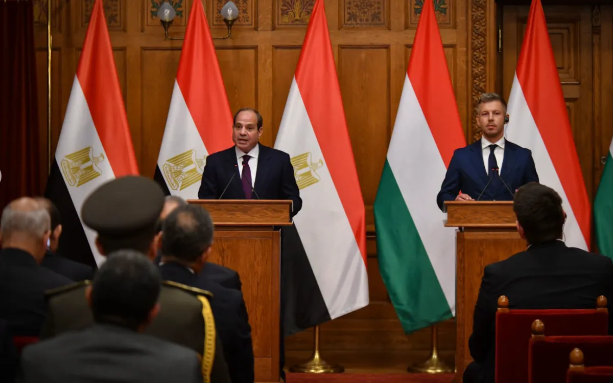 السيسي من بودابست يضع خطوطا حمراء امام تهجير الفلسطينيين ويعزز الشراكة مع المجر