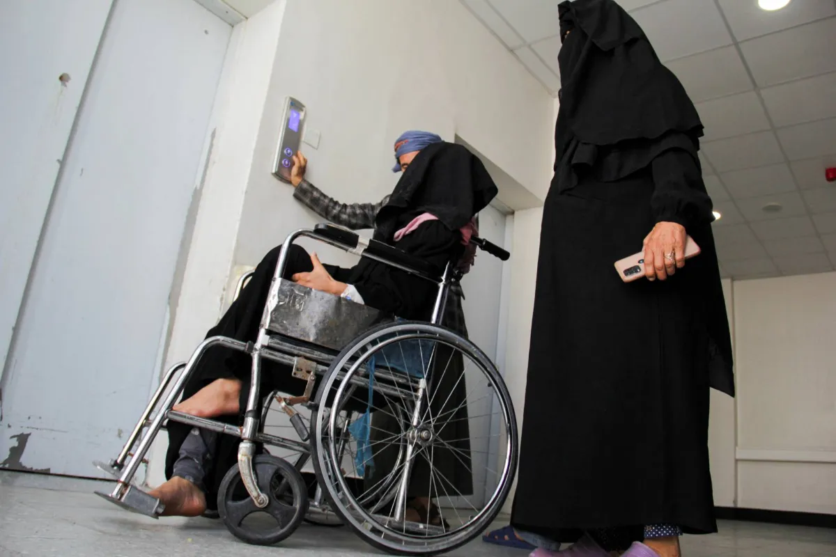 جحيم الحصار يفتك بتعز والمدنيون يواجهون الموت البطيء